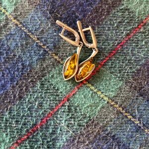 Vintage Sterling Silver Amber Color Teardrop bar snap Dangle Pierced Earrings